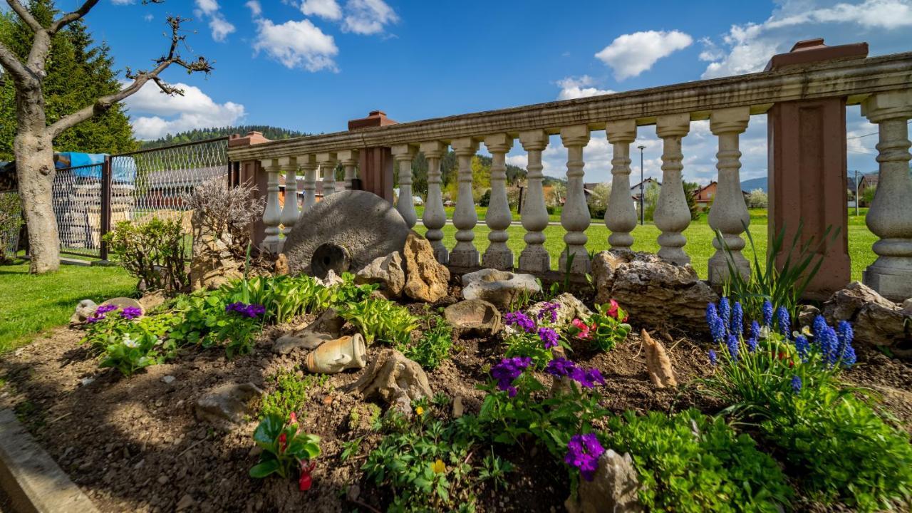 Zimski San Ravna Gora Buitenkant foto
